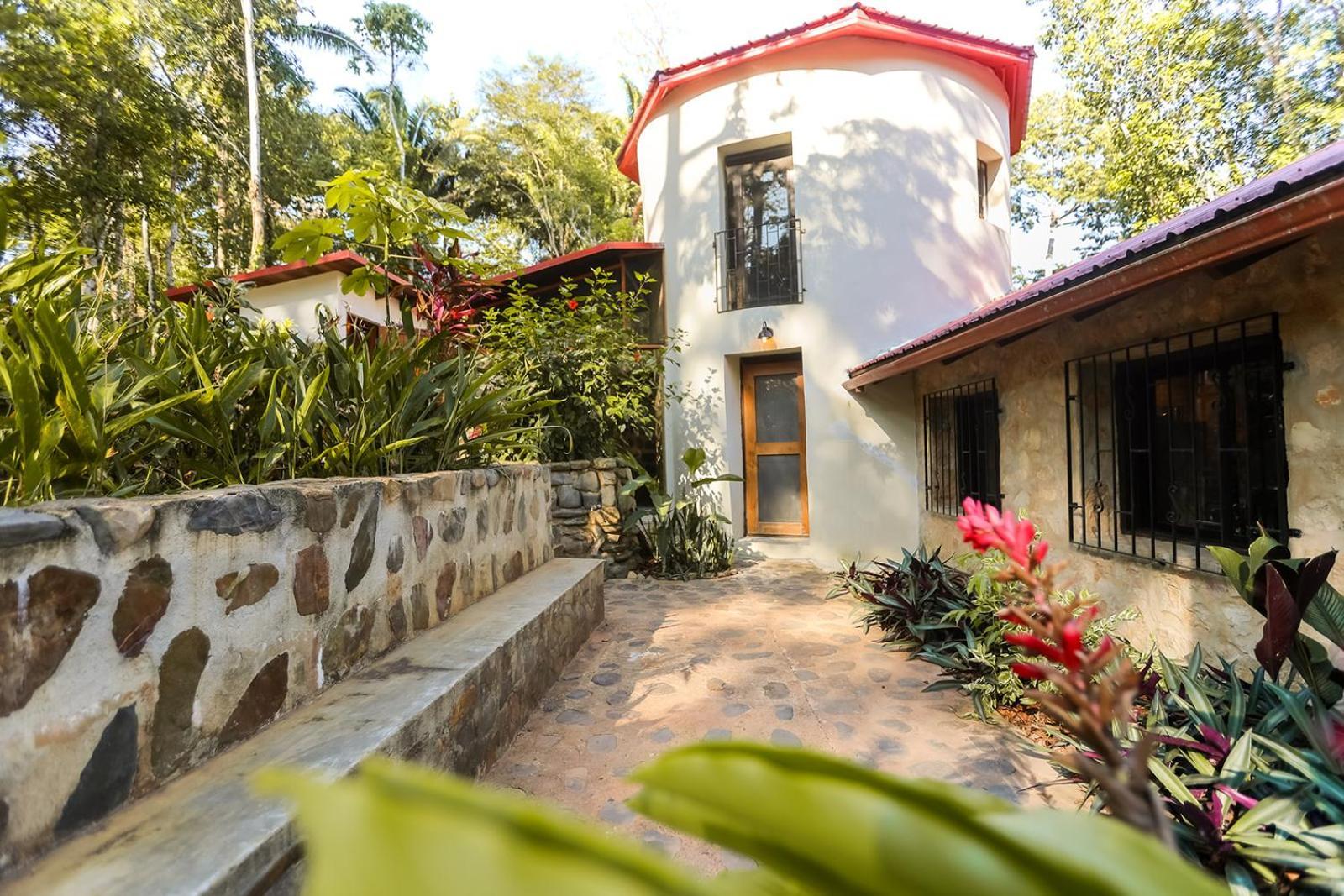 Hotel Sattva Land Belmopán Exterior foto